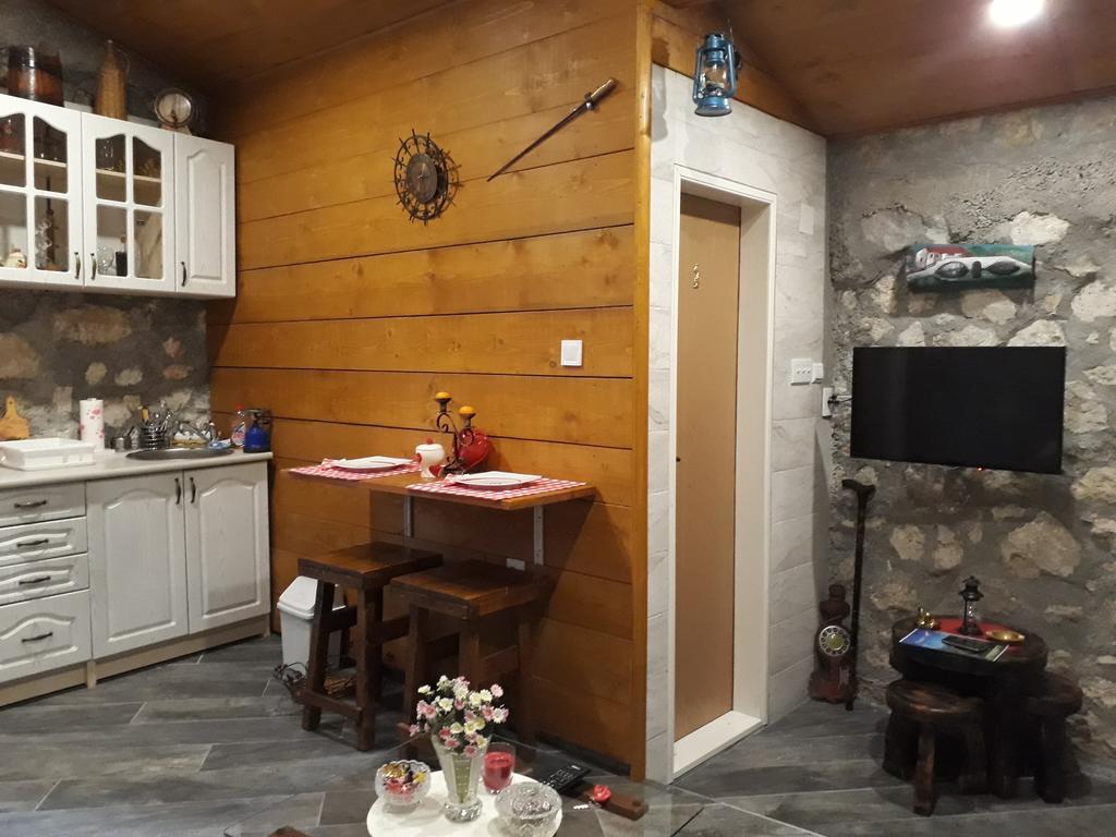 Apartman Sofranac Rijeka Crnojevića المظهر الخارجي الصورة