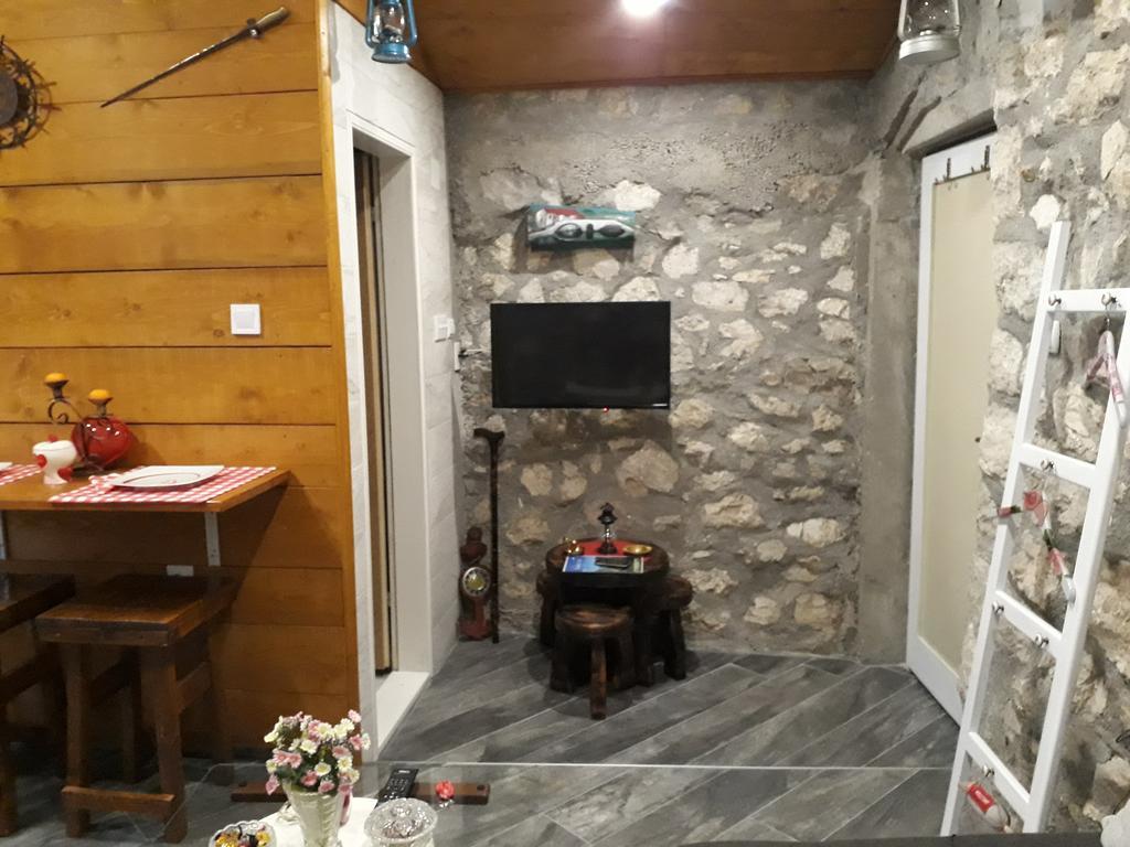 Apartman Sofranac Rijeka Crnojevića المظهر الخارجي الصورة